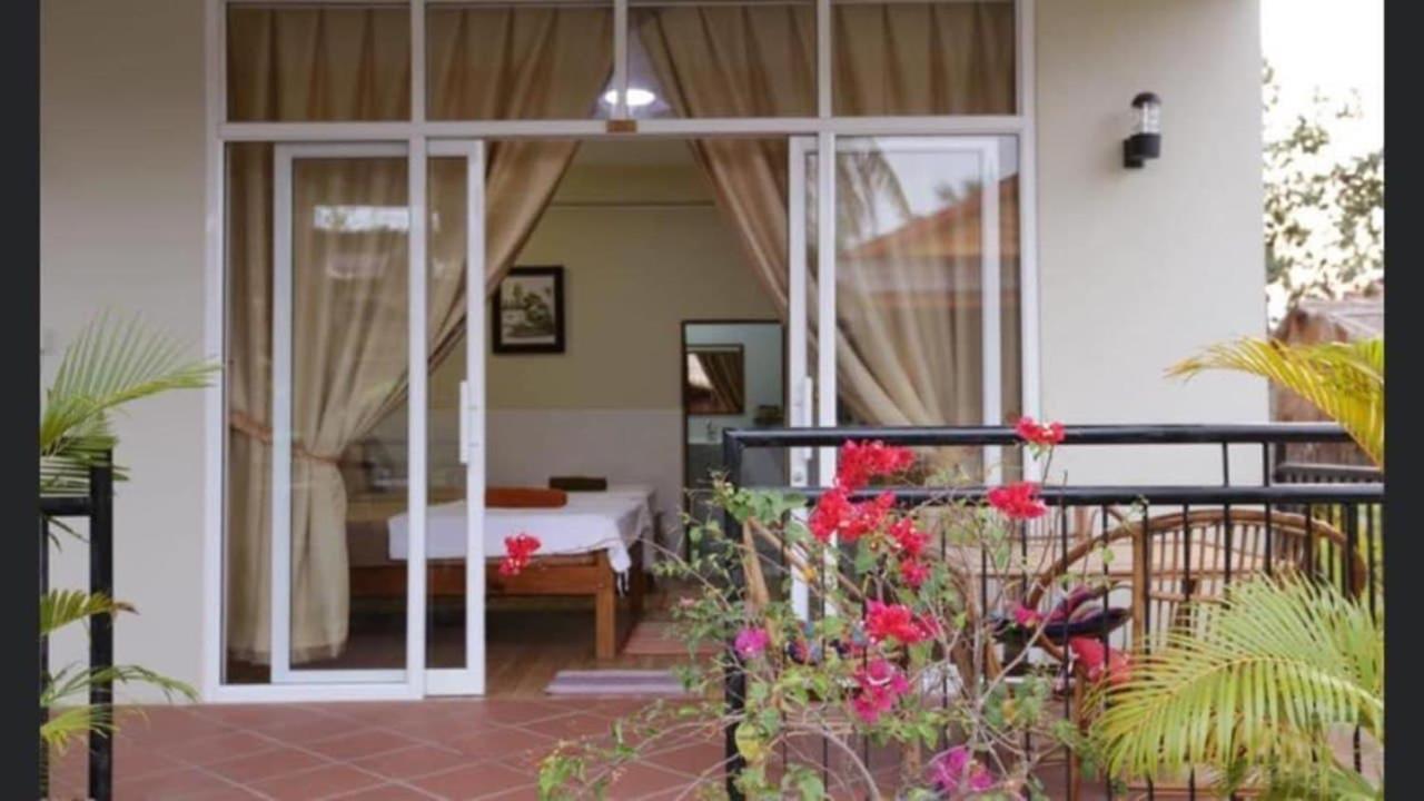 Fish Island Bungalows Kampot Exteriör bild