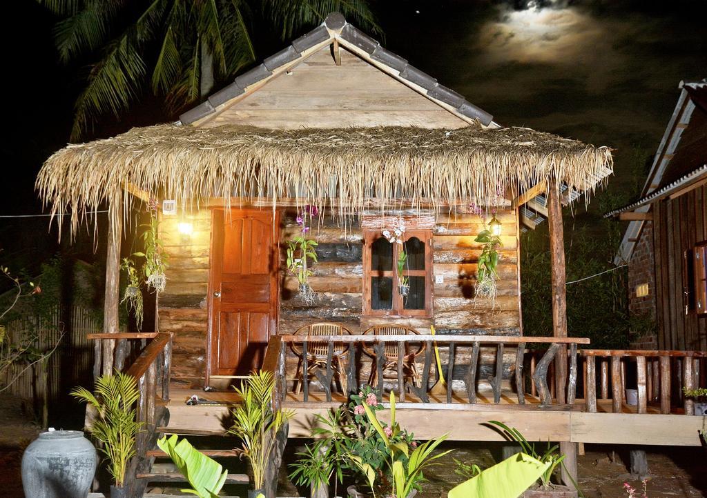 Fish Island Bungalows Kampot Exteriör bild